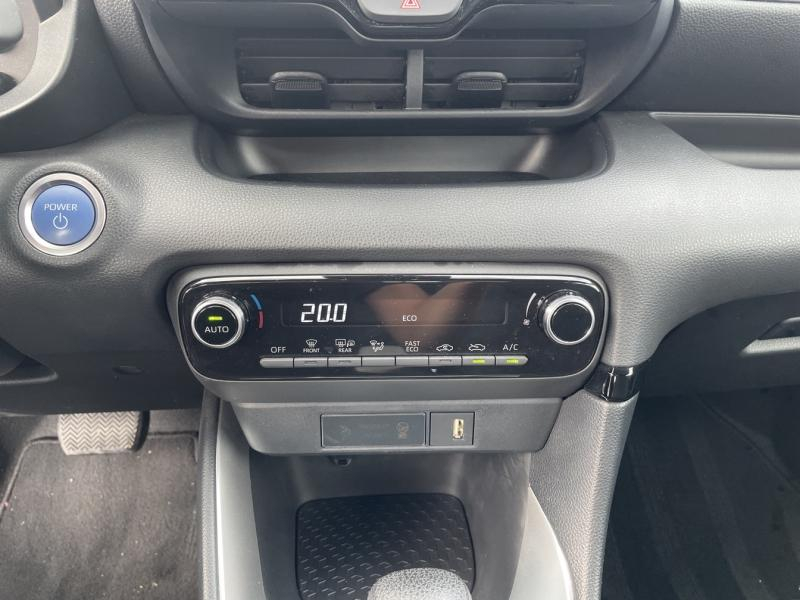 Photo 15 de l’annonce de TOYOTA Yaris d’occasion à vendre à AUBIÈRE