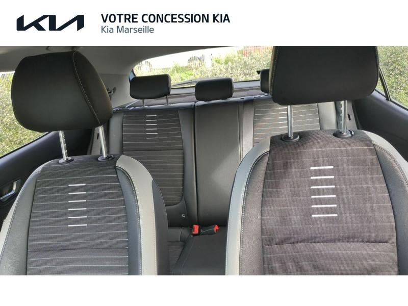 Photo 13 de l’annonce de KIA Stonic d’occasion à vendre à MARSEILLE