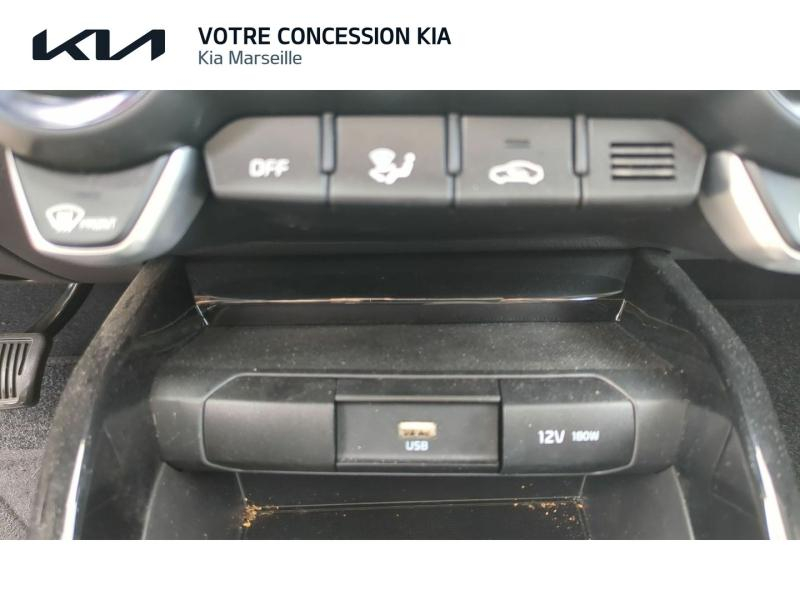 Photo 20 de l’annonce de KIA Stonic d’occasion à vendre à MARSEILLE