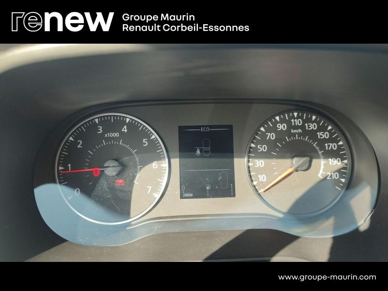 Photo 14 de l’annonce de DACIA Duster d’occasion à vendre à CORBEIL-ESSONNES