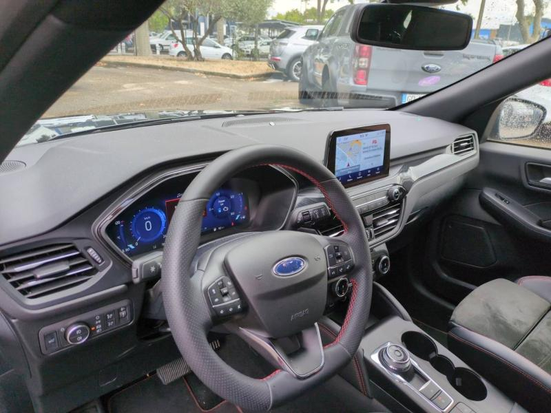 Photo 16 de l’annonce de FORD Kuga d’occasion à vendre à NÎMES