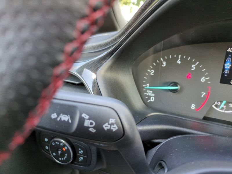 Photo 11 de l’annonce de FORD Fiesta d’occasion à vendre à NÎMES