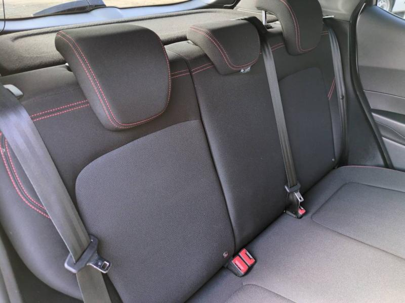 Photo 16 de l’annonce de FORD Fiesta d’occasion à vendre à NÎMES