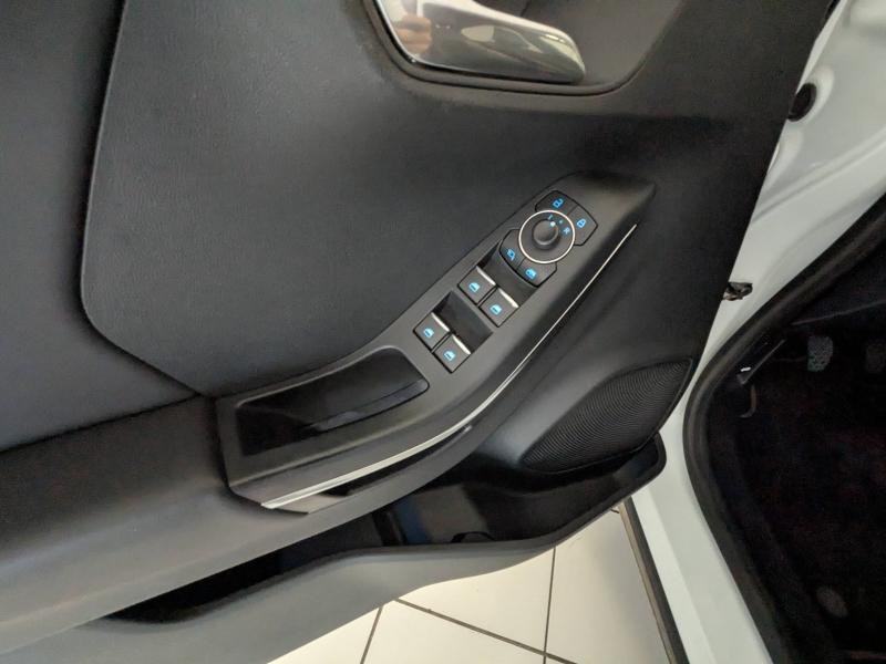 Photo 18 de l’annonce de FORD Puma d’occasion à vendre à MARTIGUES