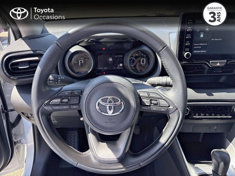 Photo 9 de l’annonce de TOYOTA Yaris d’occasion à vendre à MONTFAVET