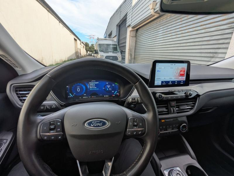 Photo 9 de l’annonce de FORD Kuga d’occasion à vendre à MARTIGUES