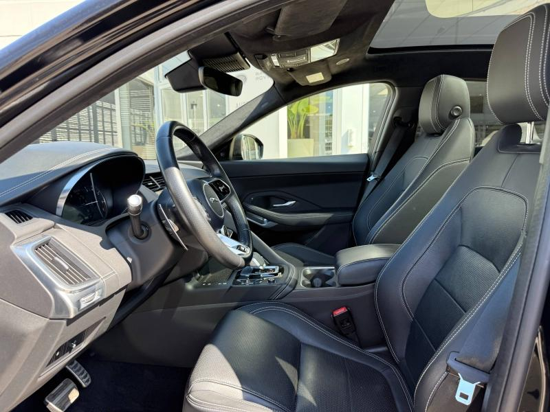 Photo 14 de l’annonce de JAGUAR E-Pace d’occasion à vendre à MARSEILLE