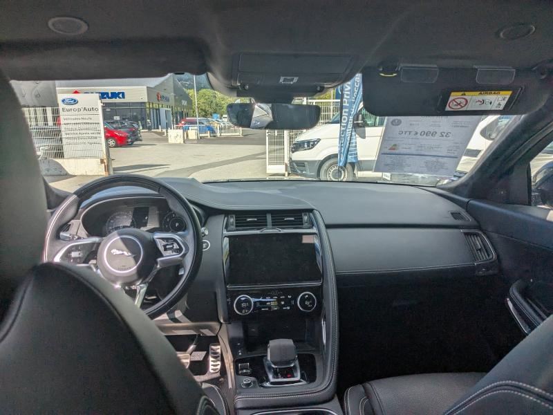 Photo 12 de l’annonce de JAGUAR E-Pace d’occasion à vendre à GAP