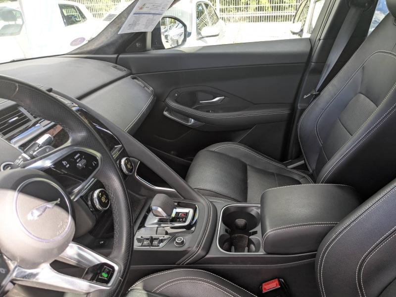 Photo 13 de l’annonce de JAGUAR E-Pace d’occasion à vendre à GAP