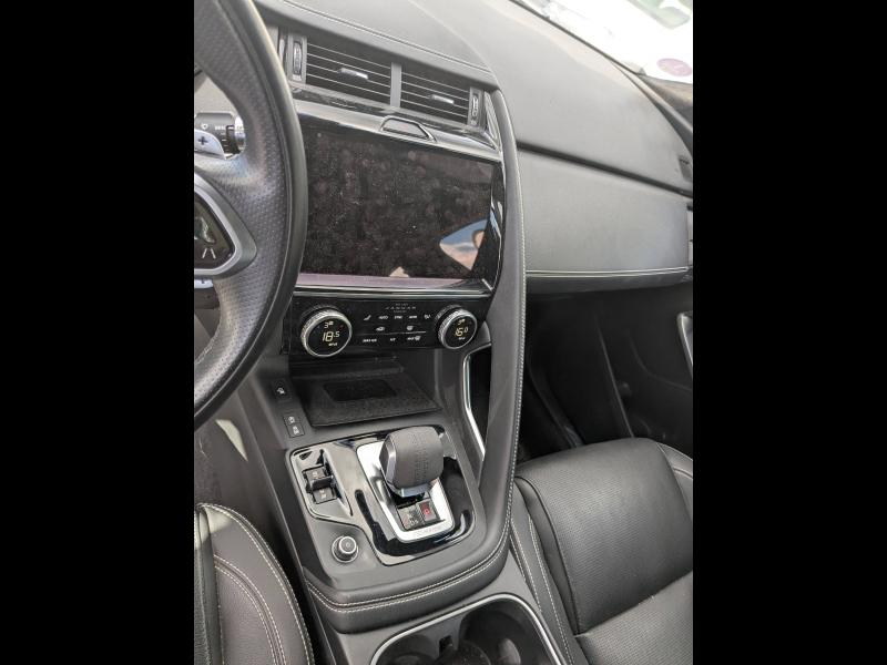 Photo 16 de l’annonce de JAGUAR E-Pace d’occasion à vendre à GAP