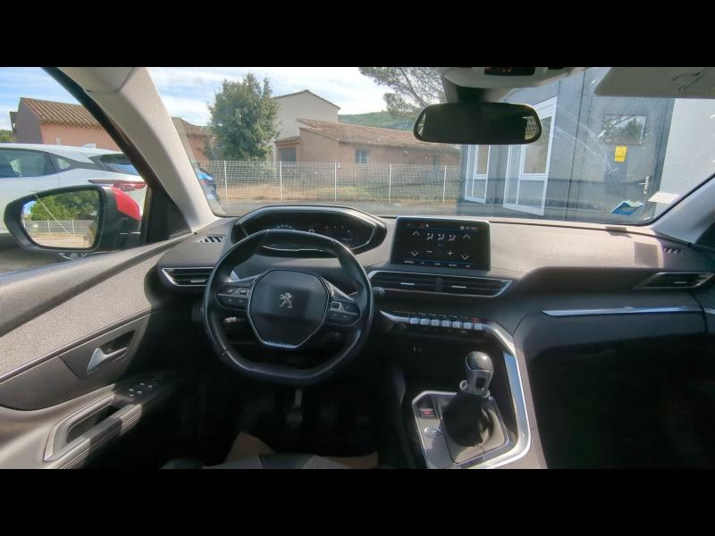 Photo 5 de l’annonce de PEUGEOT 3008 d’occasion à vendre à BOLLÈNE