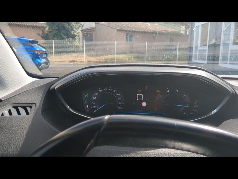 Photo 8 de l’annonce de PEUGEOT 3008 d’occasion à vendre à BOLLÈNE