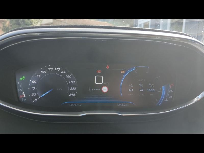 Photo 9 de l’annonce de PEUGEOT 3008 d’occasion à vendre à BOLLÈNE