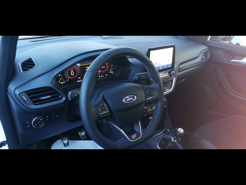 Photo 17 de l’annonce de FORD Puma d’occasion à vendre à NÎMES