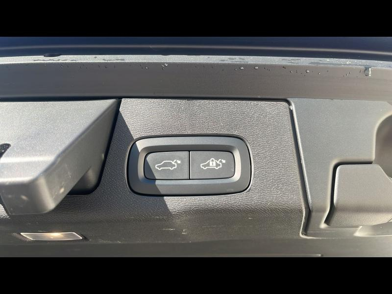 Photo 13 de l’annonce de VOLVO XC60 d’occasion à vendre à TOULON