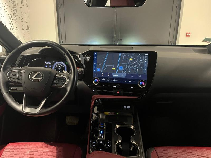 Photo 13 de l’annonce de LEXUS NX d’occasion à vendre à LATTES