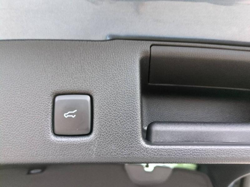 Photo 20 de l’annonce de FORD Kuga d’occasion à vendre à NÎMES