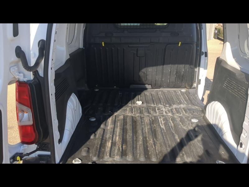 Photo 17 de l’annonce de TOYOTA ProAce City VUL d’occasion à vendre à ARLES