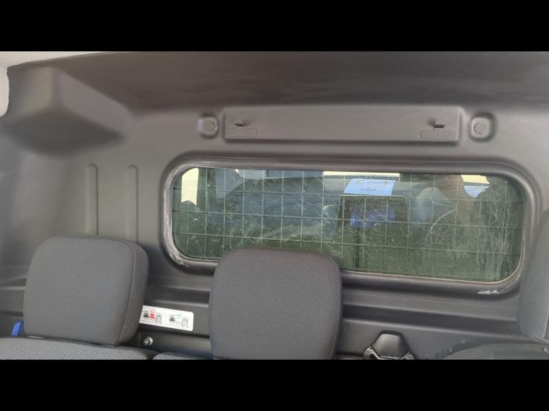 Photo 19 de l’annonce de TOYOTA ProAce City VUL d’occasion à vendre à ARLES