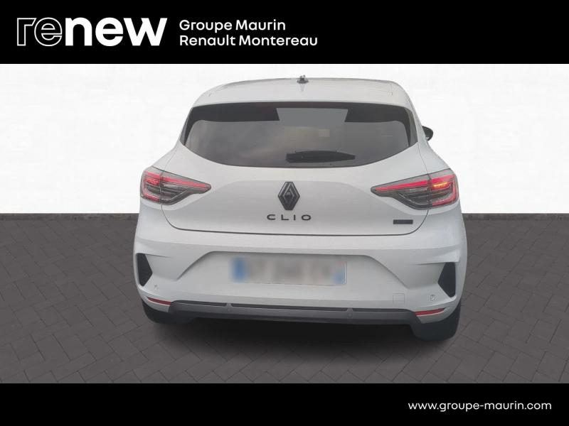 Photo 4 de l’annonce de RENAULT Clio d’occasion à vendre à VARENNES SUR SEINE