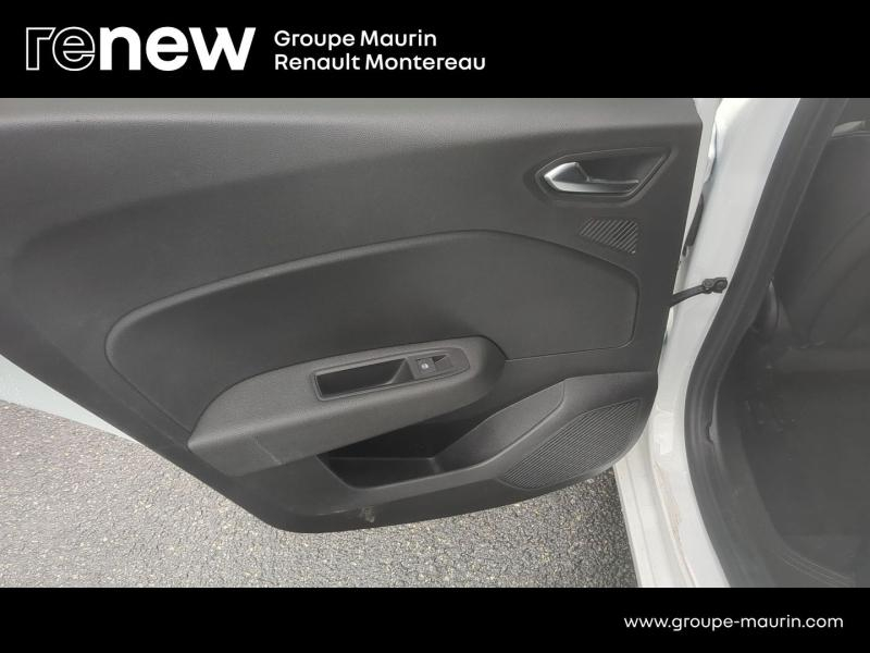 Photo 16 de l’annonce de RENAULT Clio d’occasion à vendre à VARENNES SUR SEINE