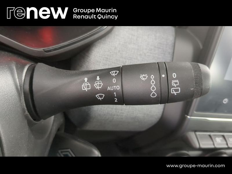 Photo 13 de l’annonce de RENAULT Clio d’occasion à vendre à QUINCY-SOUS-SÉNART