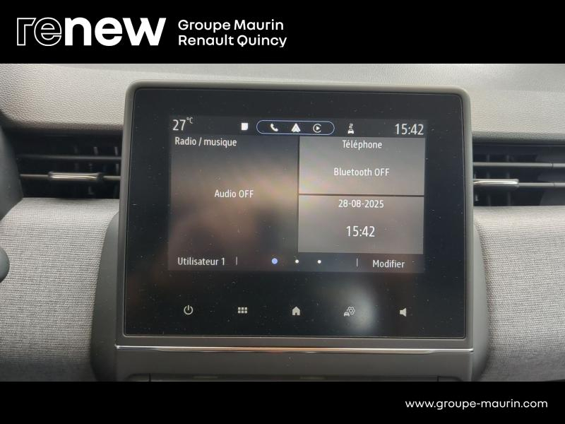 Photo 17 de l’annonce de RENAULT Clio d’occasion à vendre à QUINCY-SOUS-SÉNART