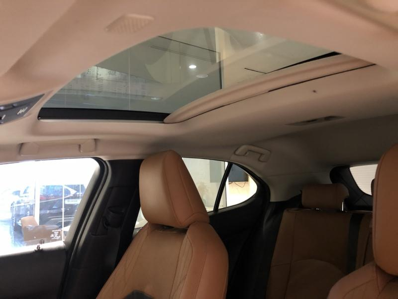 Photo 17 de l’annonce de LEXUS UX d’occasion à vendre à LATTES