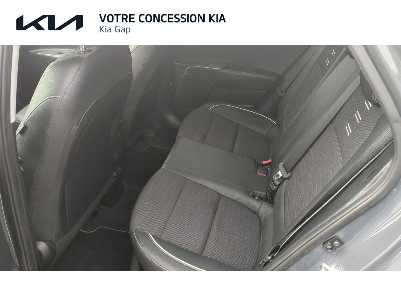 Photo 15 de l’annonce de KIA Stonic d’occasion à vendre à GAP
