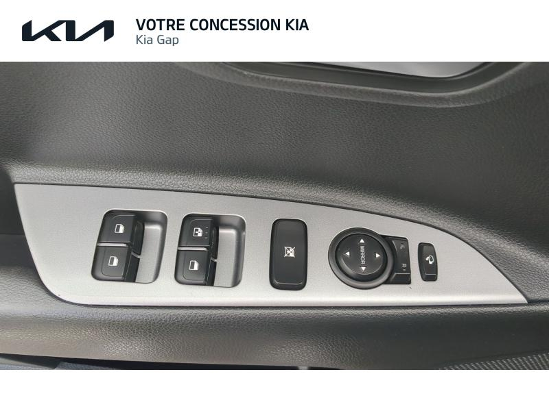 Photo 20 de l’annonce de KIA Stonic d’occasion à vendre à GAP