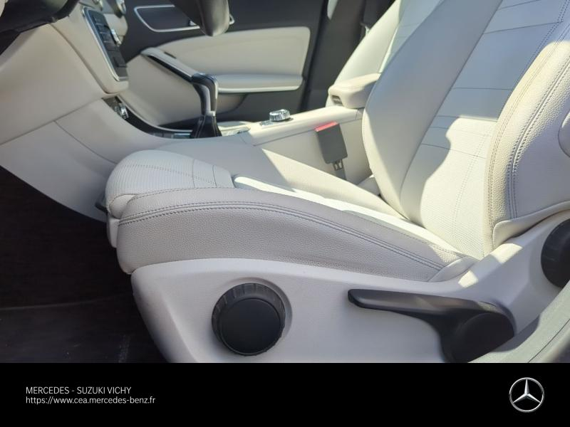 Photo 10 de l’annonce de MERCEDES-BENZ CLA d’occasion à vendre à BELLERIVE-SUR-ALLIER