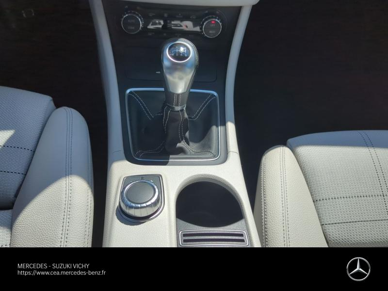 Photo 19 de l’annonce de MERCEDES-BENZ CLA d’occasion à vendre à BELLERIVE-SUR-ALLIER