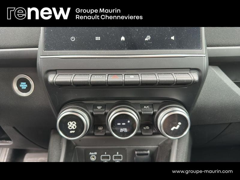 Photo 18 de l’annonce de RENAULT Zoe d’occasion à vendre à CHENNEVIÈRES-SUR-MARNE