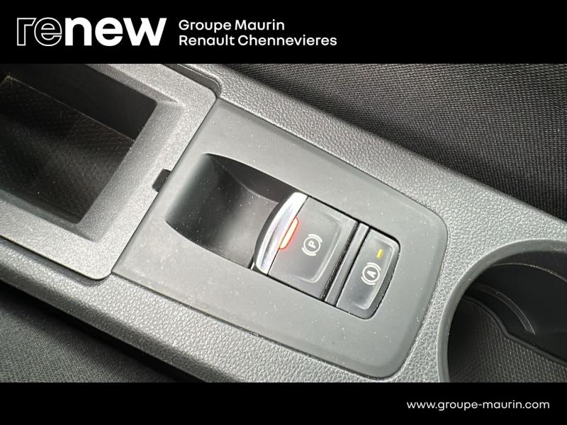 Photo 20 de l’annonce de RENAULT Zoe d’occasion à vendre à CHENNEVIÈRES-SUR-MARNE