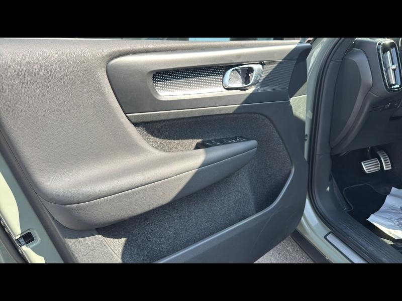Photo 17 de l’annonce de VOLVO XC40 d’occasion à vendre à AIX-EN-PROVENCE