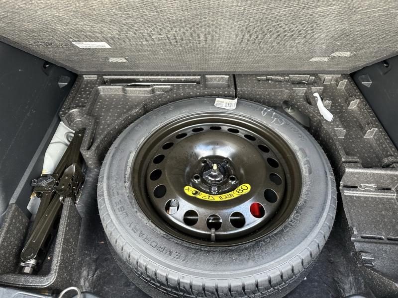 Photo 11 de l’annonce de FORD Kuga d’occasion à vendre à ORANGE