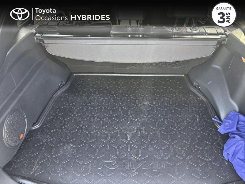 Photo 10 de l’annonce de TOYOTA RAV4 d’occasion à vendre à MONTFAVET