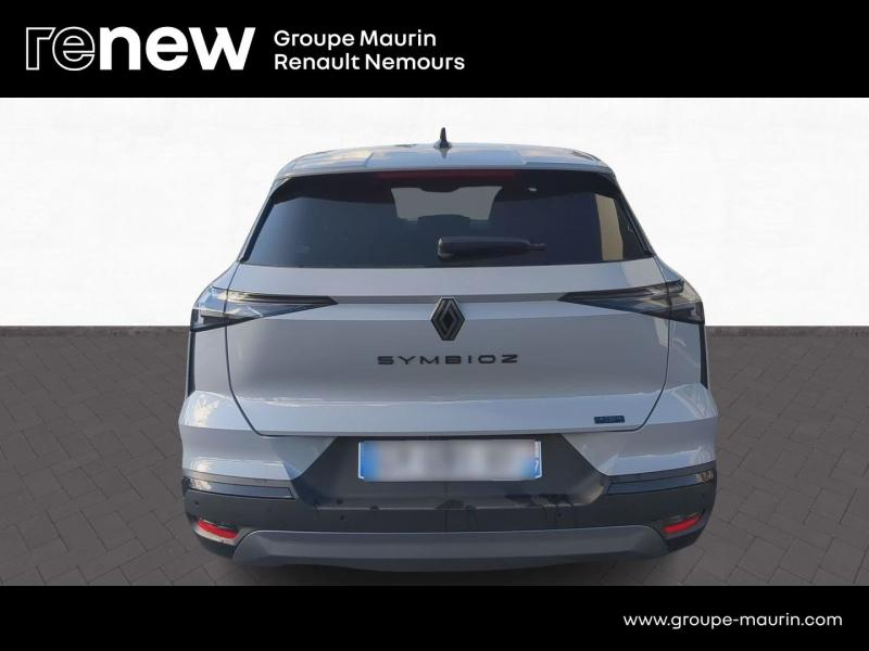 Photo 6 de l’annonce de RENAULT  d’occasion à vendre à SAINT PIERRE LES NEMOURS