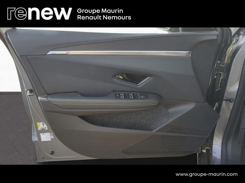 Photo 15 de l’annonce de RENAULT Megane d’occasion à vendre à SAINT PIERRE LES NEMOURS