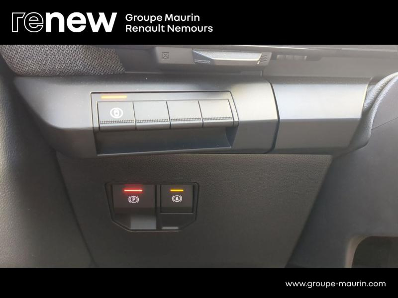 Photo 20 de l’annonce de RENAULT Megane d’occasion à vendre à SAINT PIERRE LES NEMOURS