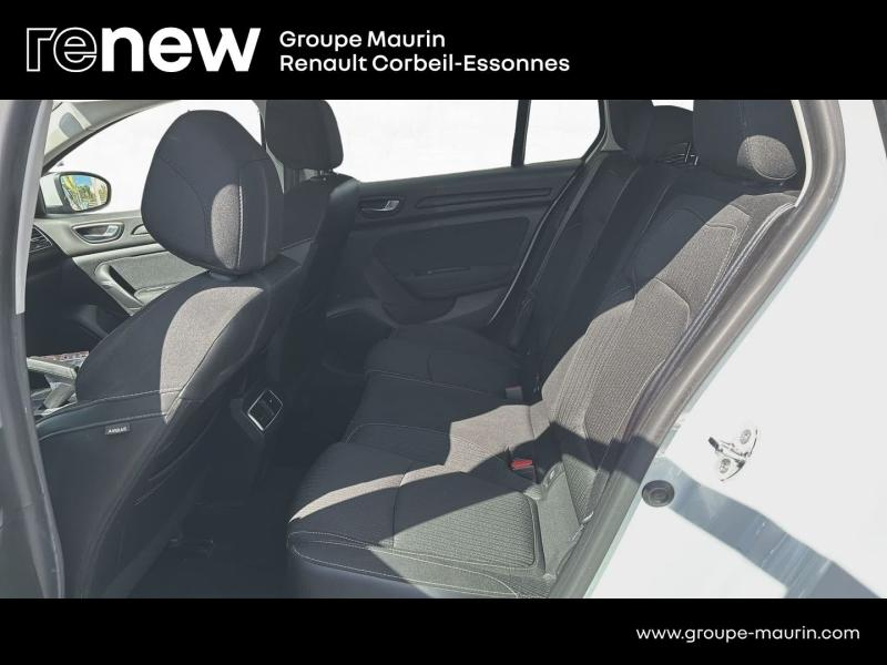 Photo 12 de l’annonce de RENAULT Megane Estate d’occasion à vendre à CORBEIL-ESSONNES