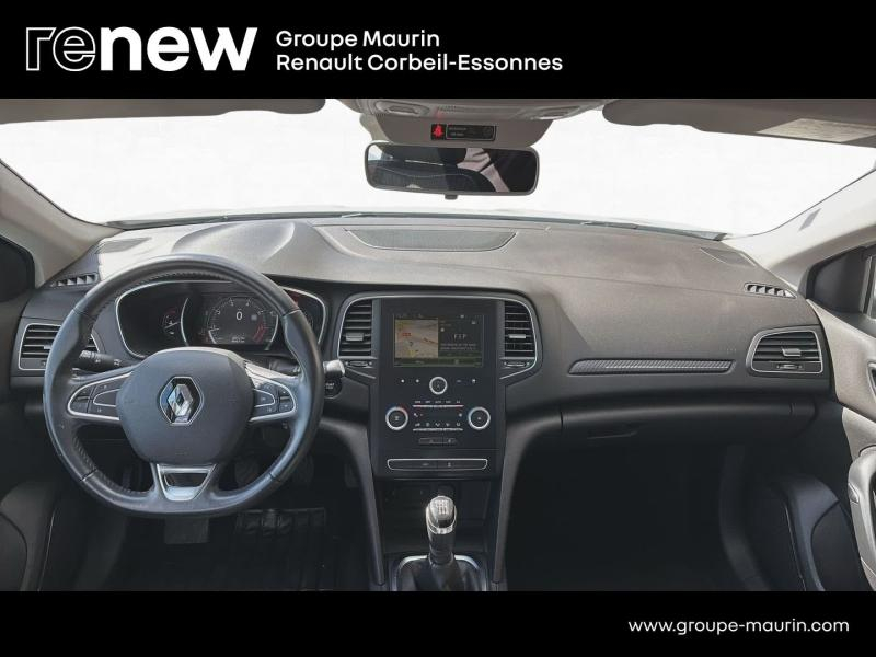Photo 13 de l’annonce de RENAULT Megane Estate d’occasion à vendre à CORBEIL-ESSONNES