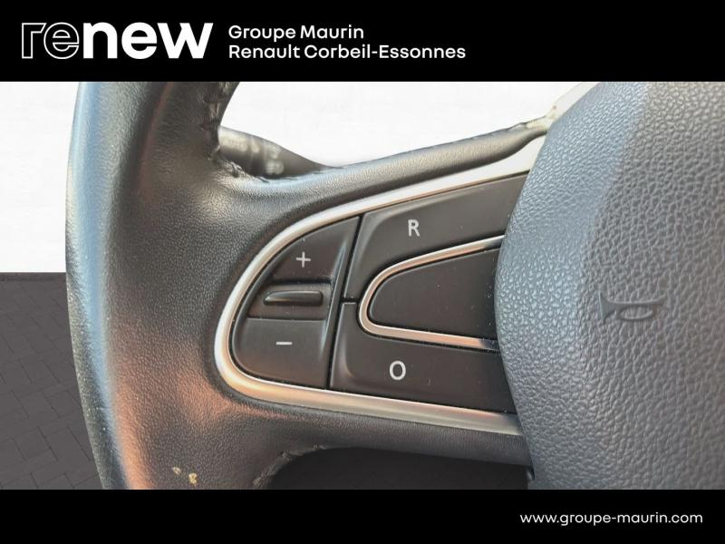 Photo 16 de l’annonce de RENAULT Megane Estate d’occasion à vendre à CORBEIL-ESSONNES