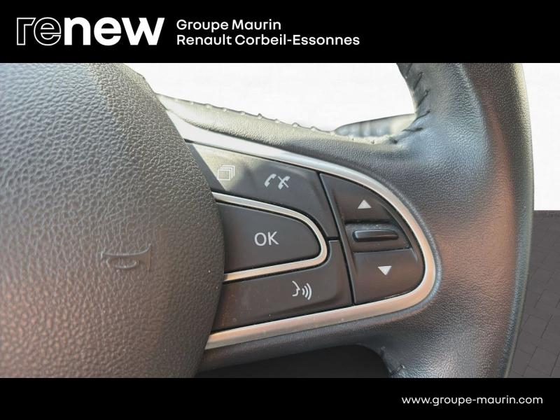 Photo 17 de l’annonce de RENAULT Megane Estate d’occasion à vendre à CORBEIL-ESSONNES