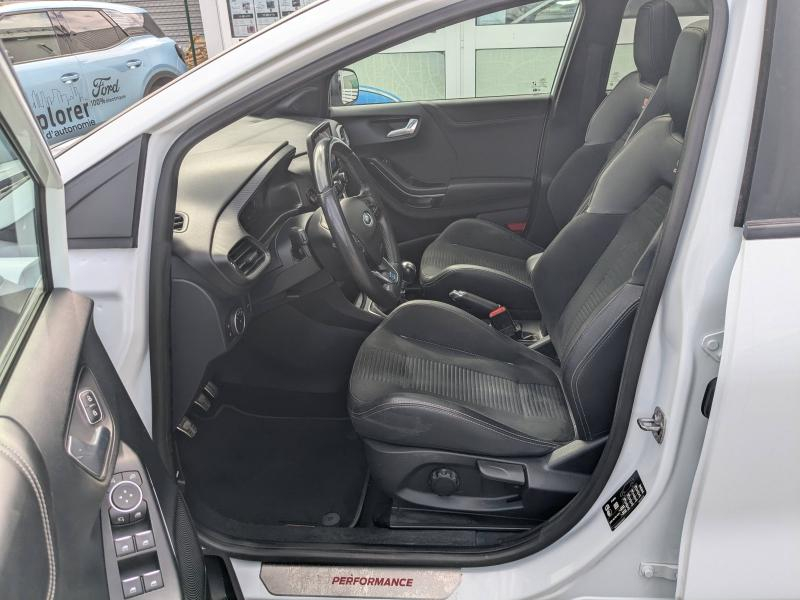 Photo 18 de l’annonce de FORD Puma d’occasion à vendre à DRAGUIGNAN