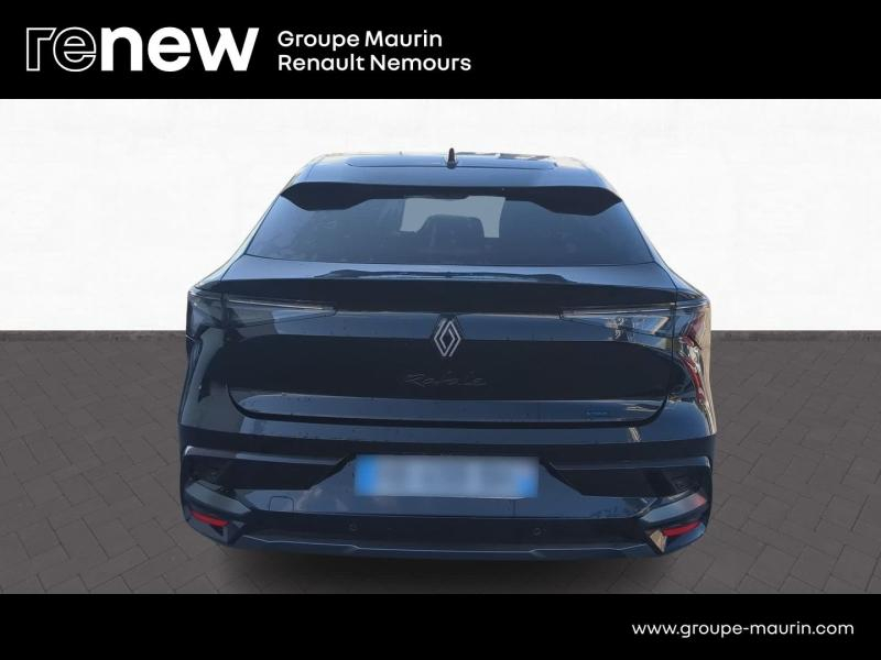 Photo 6 de l’annonce de RENAULT  d’occasion à vendre à SAINT PIERRE LES NEMOURS