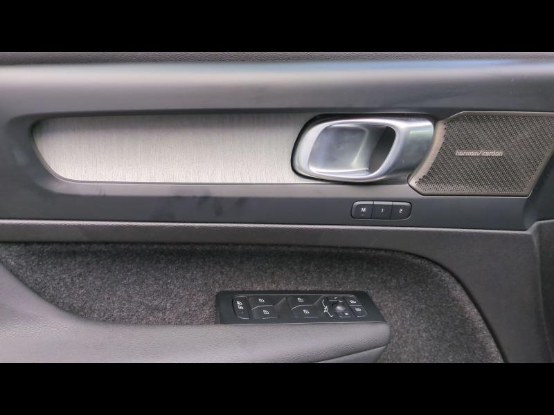 Photo 17 de l’annonce de VOLVO XC40 d’occasion à vendre à AIX-EN-PROVENCE