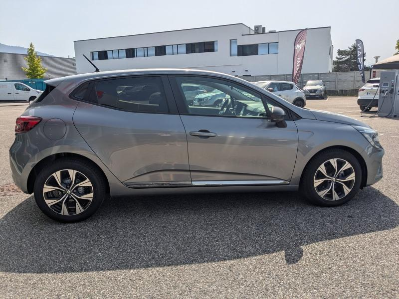 Photo 6 de l’annonce de RENAULT Clio d’occasion à vendre à ANNEMASSE