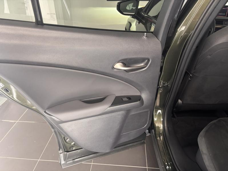 Photo 13 de l’annonce de LEXUS UX d’occasion à vendre à MONTFAVET