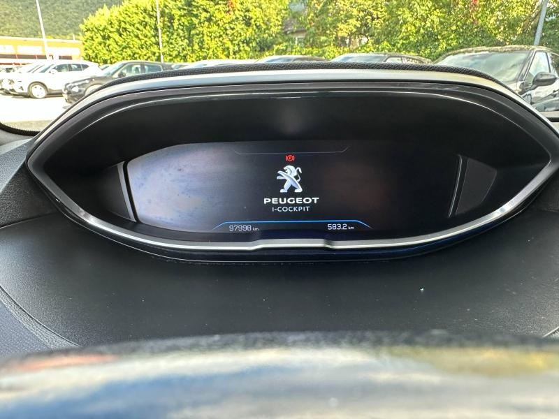 Photo 13 de l’annonce de PEUGEOT 3008 d’occasion à vendre à CHAMBERY